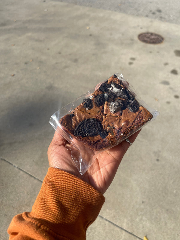 Cookies & Cream Brownie