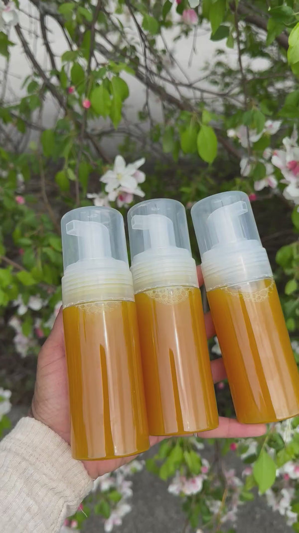 Turmeric Moisturizing Face Cleanser